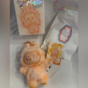 Pop Mart Big Into Energy Plush Pendant‘Happiness’